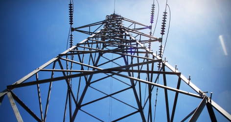 The Limits of Complex Systems: The Power Outage in the Iberian Peninsula